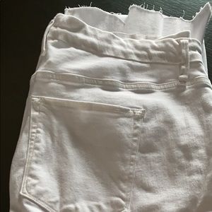 Good American size 20 white jeans